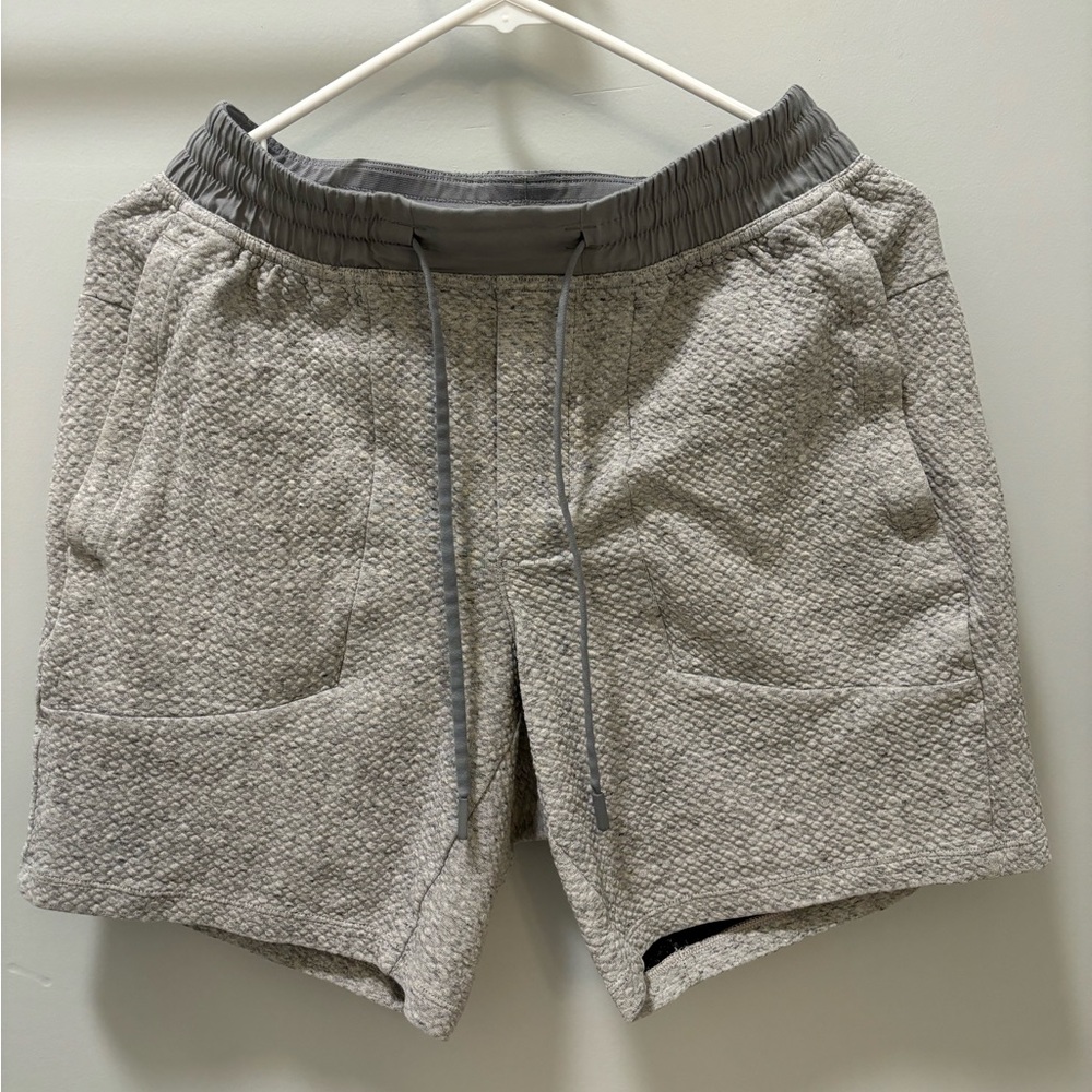 LULULEMON AT EASE